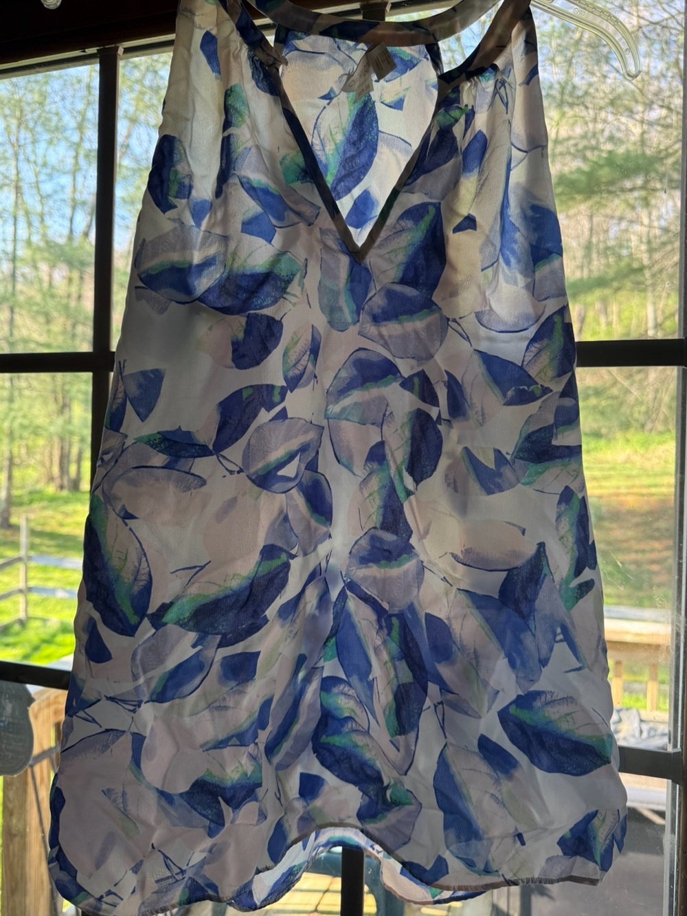 Women's Cynthia Rowley 100% Silk Floral VNeck Sleeveless Top, Size M, Silk Top